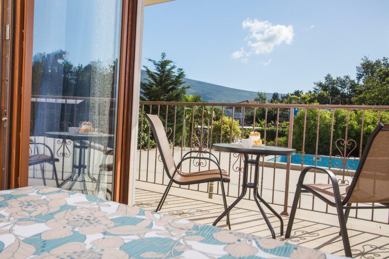 Apartmán Perla Di Boka Baošići Exteriér fotografie